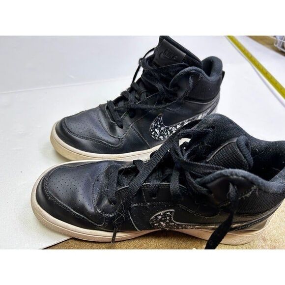 Nike Air Force black high tops with a pebbled looking swoosh  Size 7Y - Picture 6 of 9